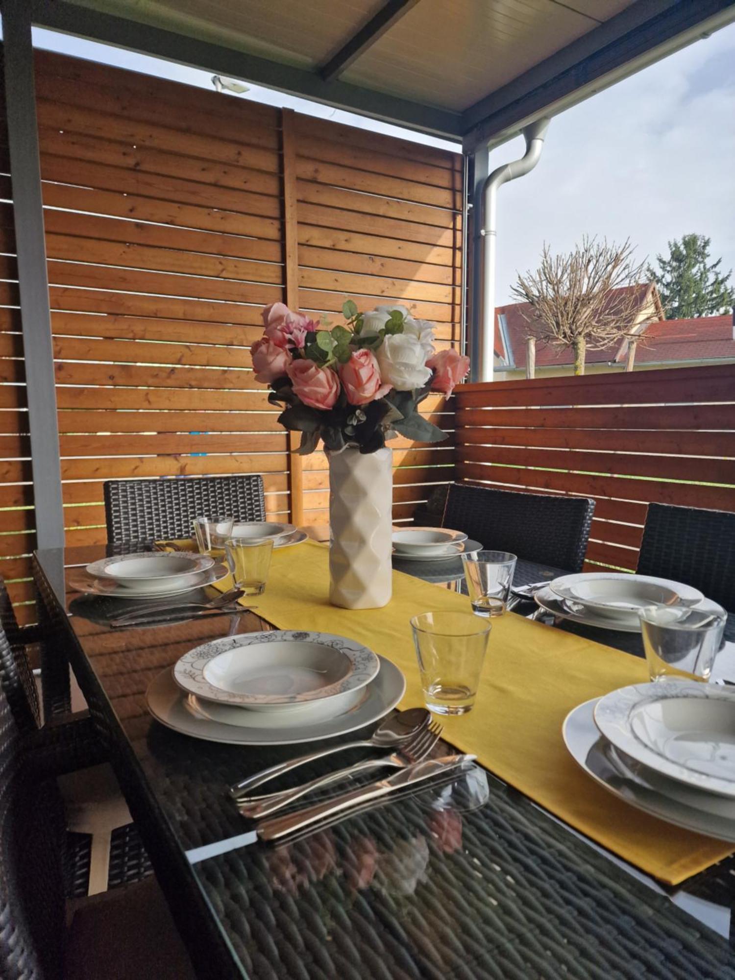 Family Apartment Моравске-Топлице Екстериор снимка